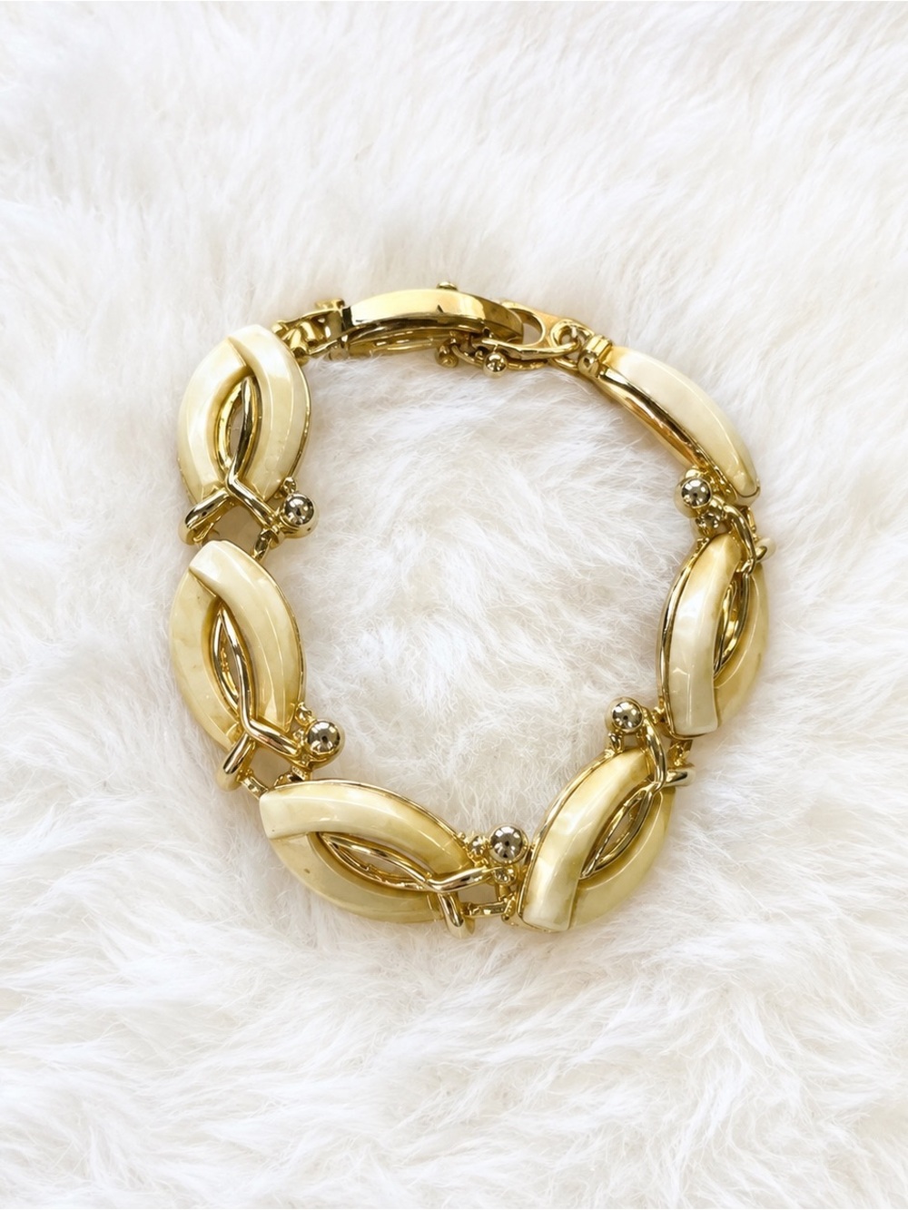 Vintage MCM Jewelry ~ 1950s Coro Style Bracelet ~ Retro Glam Costume Jewelry